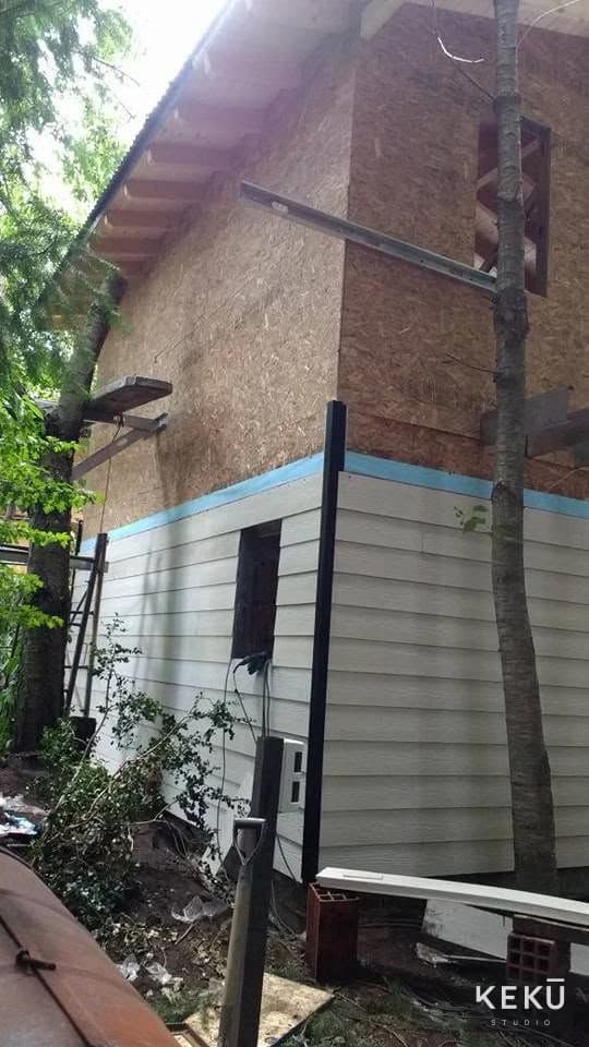 Cerramiento y revestimiento exterior de la ampliación en altura