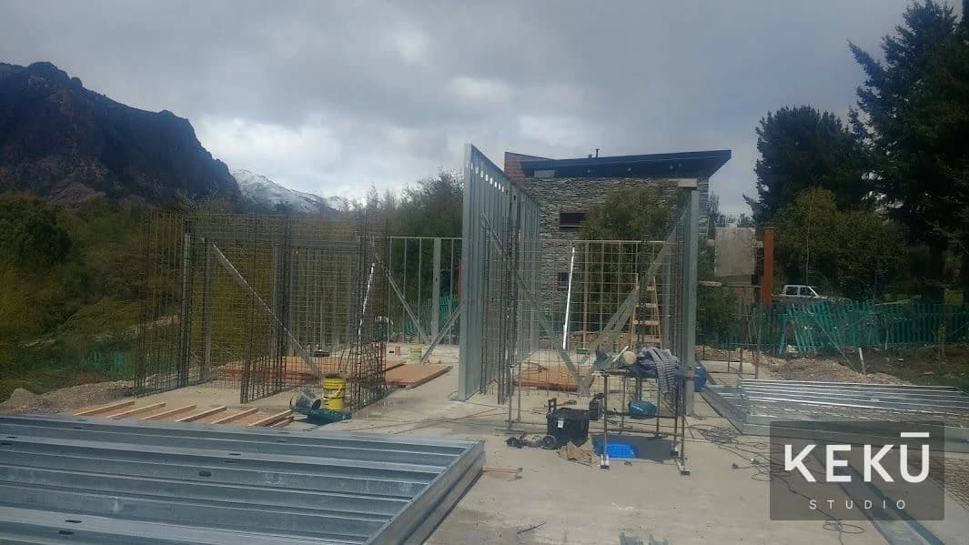 Montaje de paneles y aberturas sobre la base