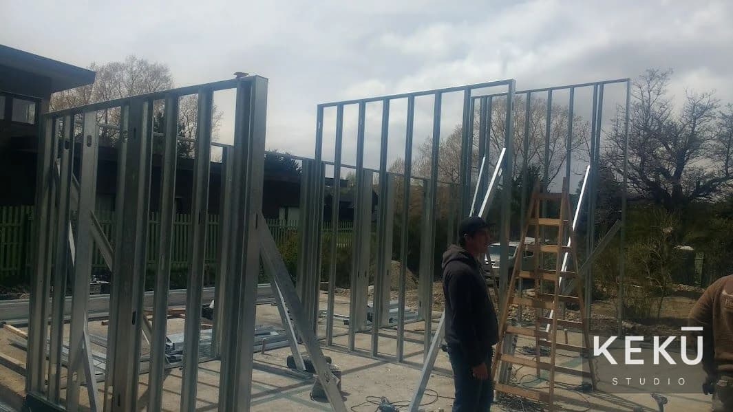 Paneles, aberturas y encuentros de la estructura metálica