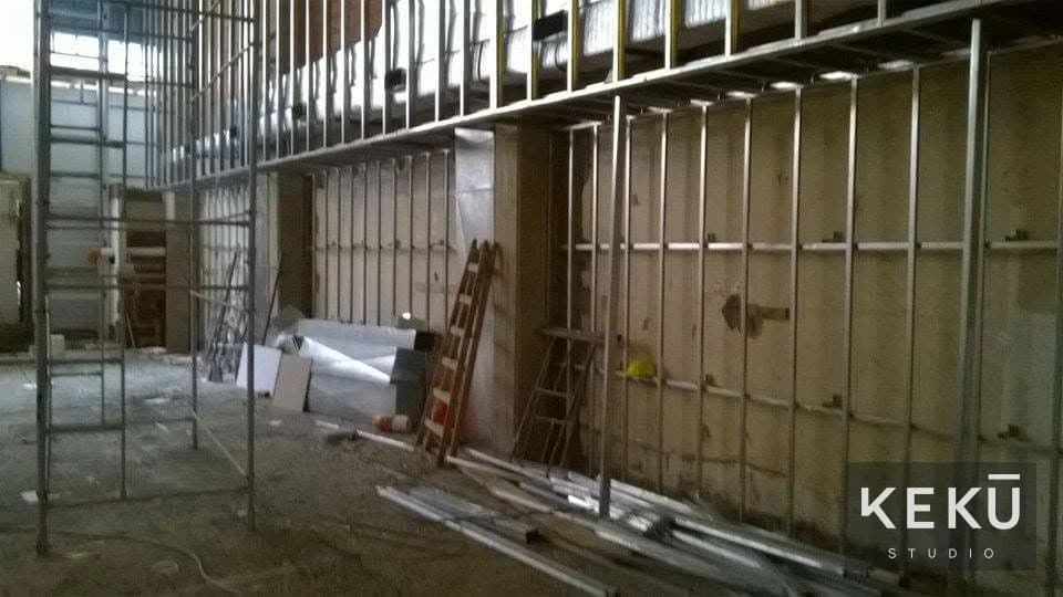 Montaje de tabiques y estructuras interiores