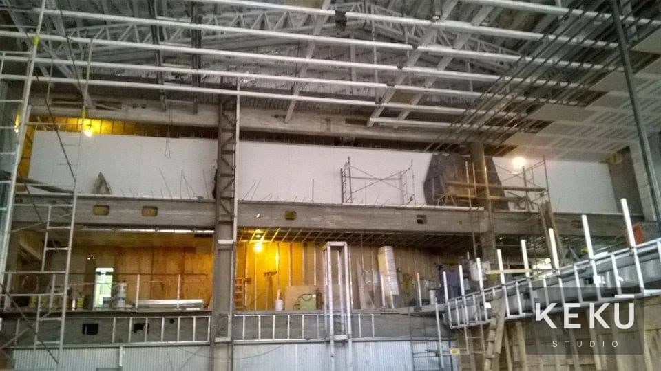 Estructuras suspendidas para los cielorrasos del local