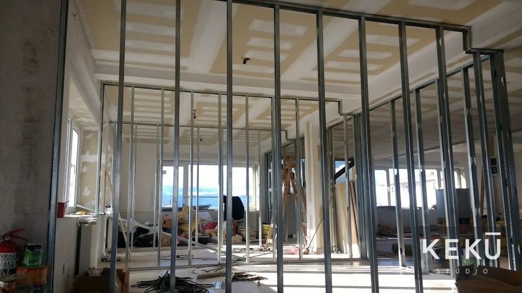 Estructura de los tabiques antes de su cierre