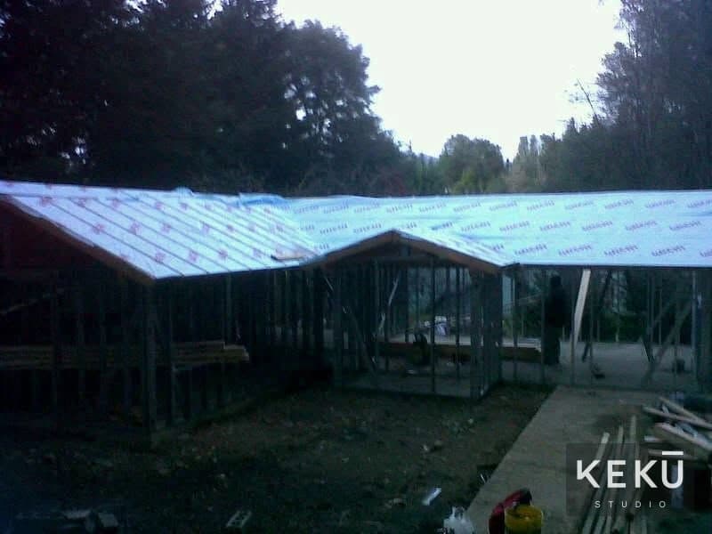 Estructura de madera y cerramiento de la cubierta