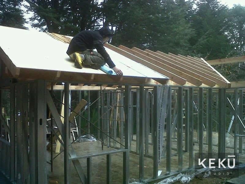 Estructura de madera y cerramiento de la cubierta