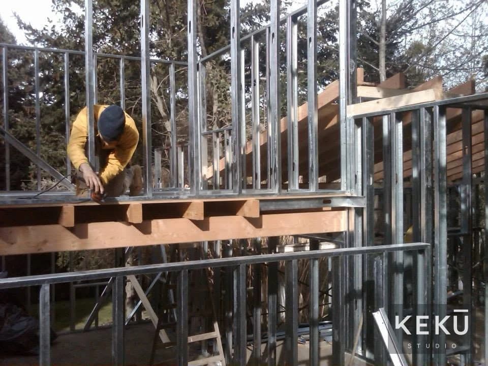Montaje de la estructura metálica en dos niveles
