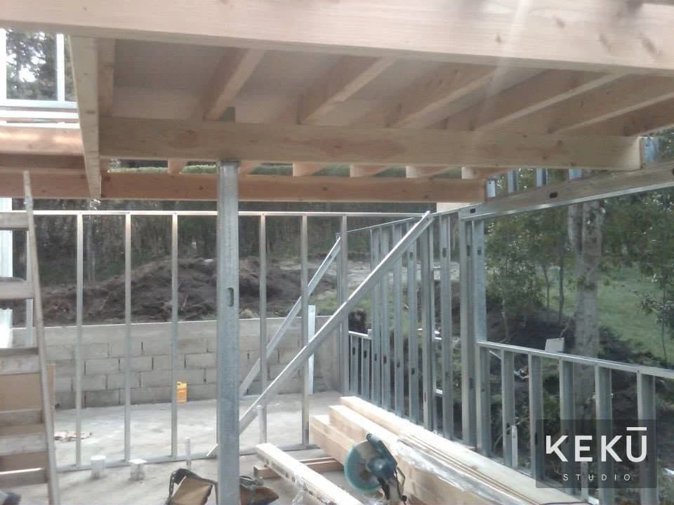 Detalle del entrepiso y la estructura de madera