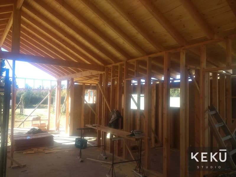 Estructura de madera de la vivienda en Dina Huapi