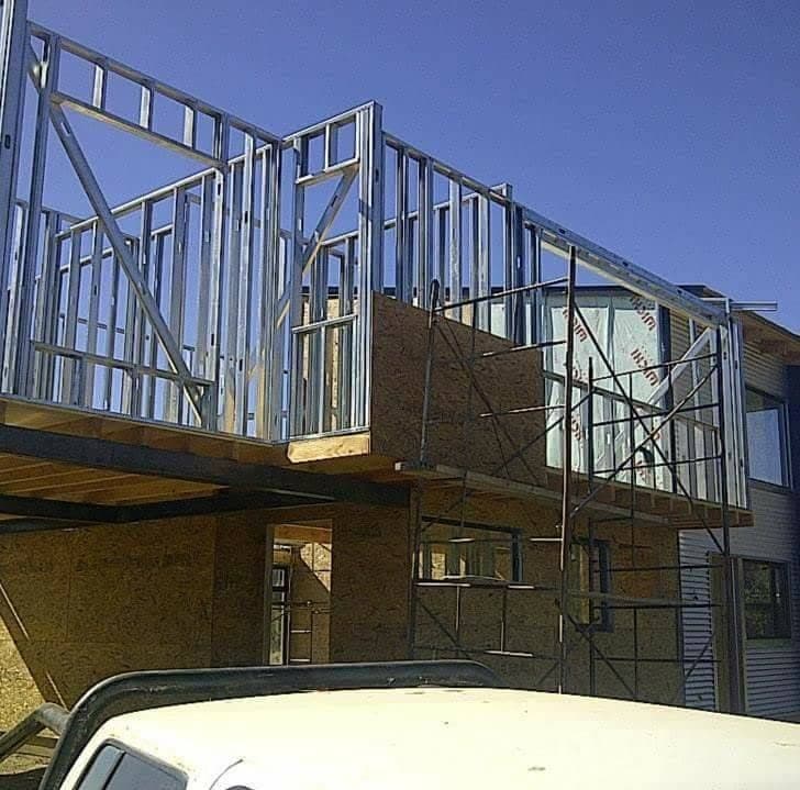 Ampliación de segundo piso en Steel Framing sobre casa de ladrillo existente
